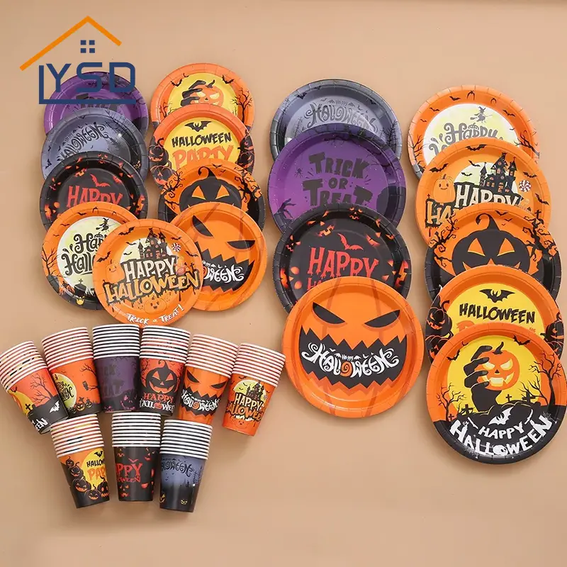 Halloweenowe zestawy nakładów stołowych