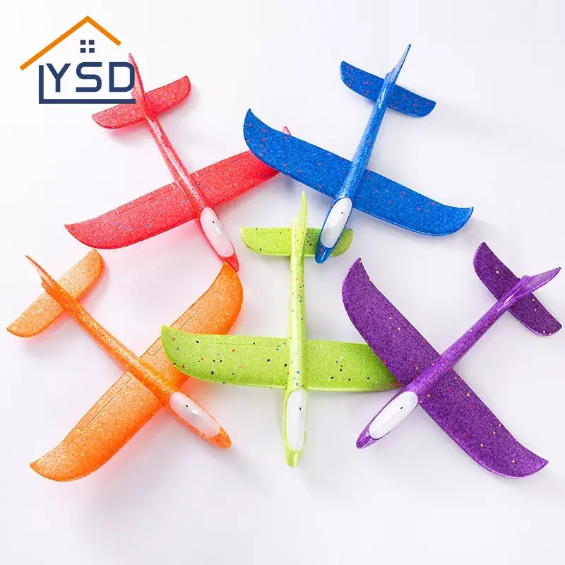 Świecący samolot do rzucania ręką