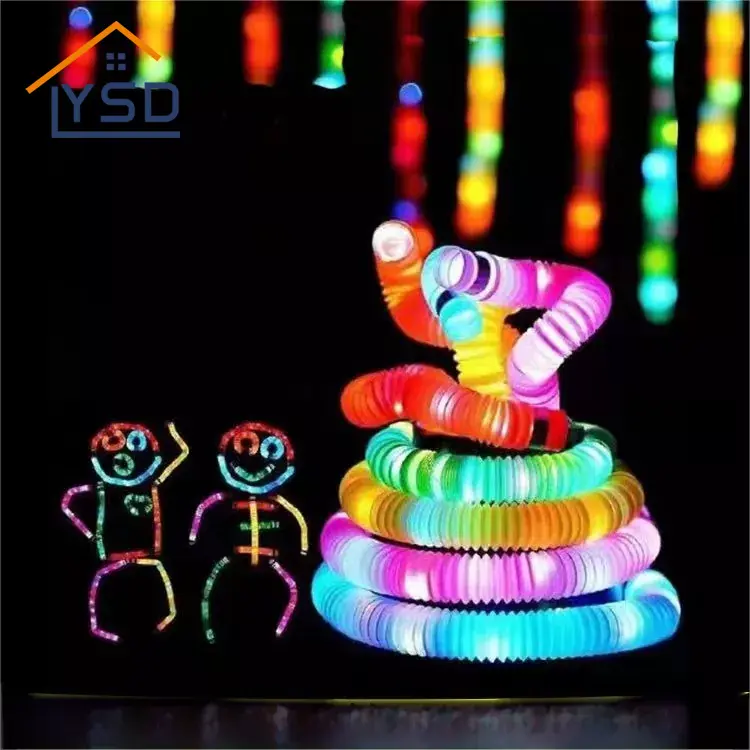 Świecąca kolorowa rura teleskopowa